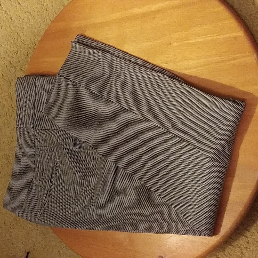 Chico's SO Slimming. Dressy ankle pants